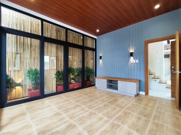 Modern Spacious Renovated House and Lot for Sale in Greenwoods Pasig-MD