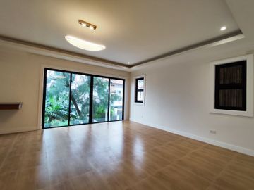 Modern Spacious Renovated House and Lot for Sale in Greenwoods Pasig-MD