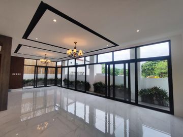 Modern Spacious Renovated House and Lot for Sale in Greenwoods Pasig-MD