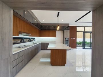 Modern Spacious Renovated House and Lot for Sale in Greenwoods Pasig-MD