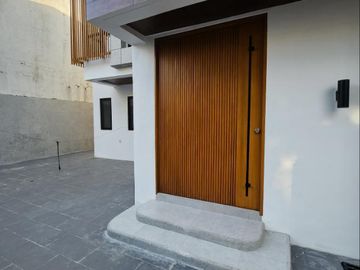 Three Storey Modern House and Lot for Sale in pasig Brandnew with pool-MD