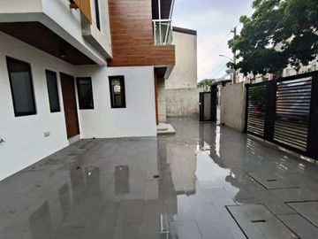 Three Storey Modern House and Lot for Sale in pasig Brandnew with pool-MD