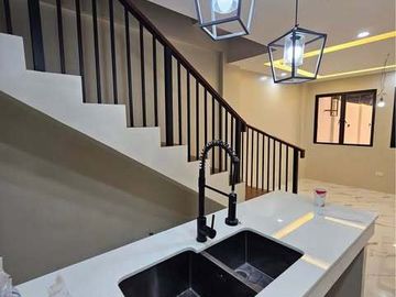 2-Storey 3BR Townhouse for Sale at San Isidro, Parañaque City