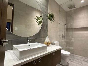 FOR SALE: 3-Storey Brand New Modern House & Lot in Ayala Westgrove Heights