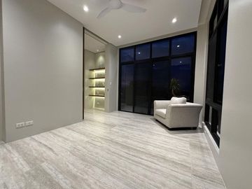 FOR SALE: 3-Storey Brand New Modern House & Lot in Ayala Westgrove Heights