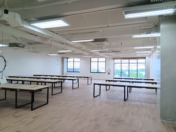835 SQM Fitted Office Space for Rent in Cavite