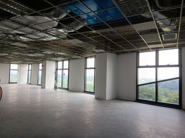785 SQM Warm Shell Office Space for Lease Designed for Your Team in Laguna