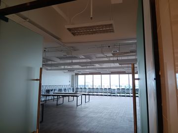 614 SQM Fitted Office Space for Rent in Cavite