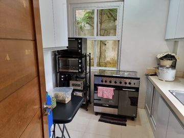 5 BEDROOM 2 STOREY ZEN DESIGN HOUSE IN A CORNER LOT