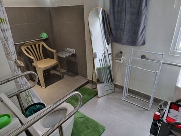 5 BEDROOM 2 STOREY ZEN DESIGN HOUSE IN A CORNER LOT