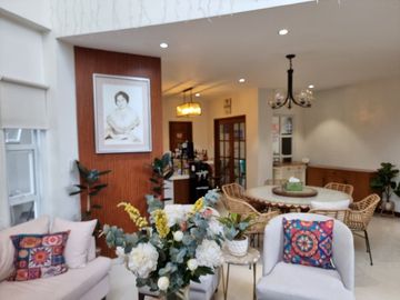 5 BEDROOM 2 STOREY ZEN DESIGN HOUSE IN A CORNER LOT