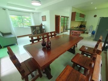 3BR House and Lot in The Palmcrest Tagaytay,near Balay Dako