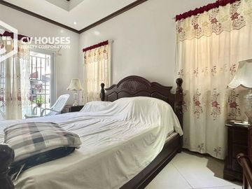 BUNGALOW HOUSE FOR SALE LOCATED AT ANGELES CITY NEAR MARQUEE MALL