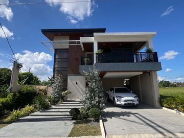 Elegant 5BR Premium Home – Pacific Park Place Village, Dasmariñas, Cavite
