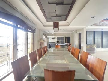 For Sale: Pre Owned Provincial Luxury House In Pampanga, Mexico