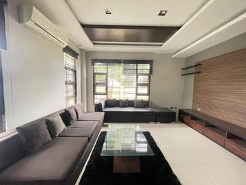 For Sale: Pre Owned Provincial Luxury House In Pampanga, Mexico