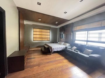 For Sale: Pre Owned Provincial Luxury House In Pampanga, Mexico