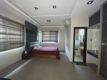 For Sale: Pre Owned Provincial Luxury House In Pampanga, Mexico
