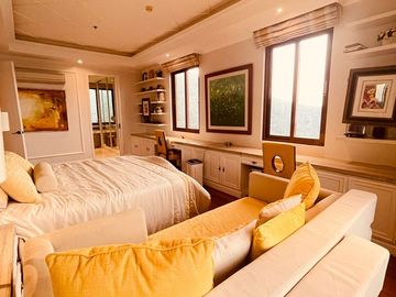For Sale 3BR Penthouse Unit, Mahogany Tower, The Woodridge Tagaytay Highlands
