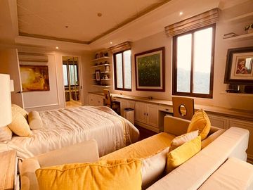 For Sale 3BR Penthouse Unit, Mahogany Tower, The Woodridge Tagaytay Highlands