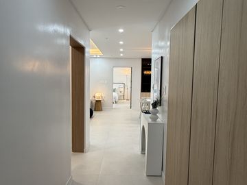 For sale Preselling condominium units at Clark Pampanga