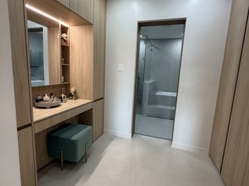 Pre-selling condominiums units for sale at Clark Pampanga