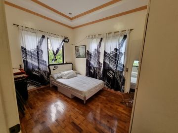 2-STOREY 4 BEDROOM HOUSE IN METRO TAGAYTAY
