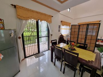 2-STOREY 4 BEDROOM HOUSE IN METRO TAGAYTAY