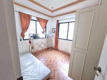 2-STOREY 4 BEDROOM HOUSE IN METRO TAGAYTAY