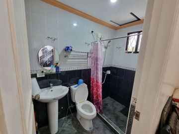 2-STOREY 4 BEDROOM HOUSE IN METRO TAGAYTAY