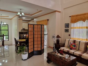 2-STOREY 4 BEDROOM HOUSE IN METRO TAGAYTAY