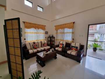 2-STOREY 4 BEDROOM HOUSE IN METRO TAGAYTAY