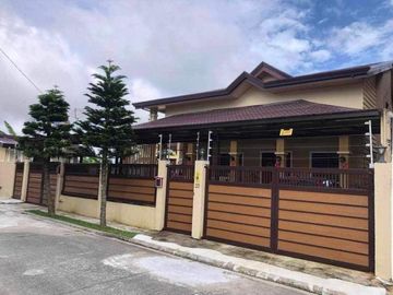 Tagaytay Country Homes 3 HOUSE & LOT w/ pool for SALE! 417 sqm at 30M neg
