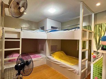 Tagaytay Country Homes 3 HOUSE & LOT w/ pool for SALE! 417 sqm at 30M neg