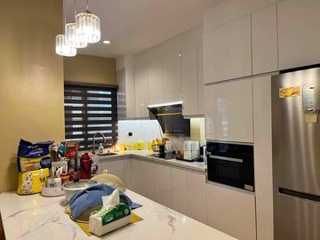 Tagaytay Country Homes 3 HOUSE & LOT w/ pool for SALE! 417 sqm at 30M neg