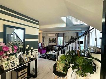 HOUSE & LOT FOR SALE!  RIDGEVIEW NUVALI, LAGUNA JHR_LAG04