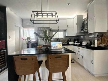 HOUSE & LOT FOR SALE!  RIDGEVIEW NUVALI, LAGUNA JHR_LAG04