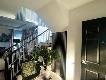 HOUSE & LOT FOR SALE!  RIDGEVIEW NUVALI, LAGUNA JHR_LAG04