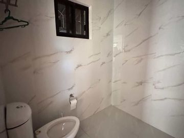 Fully Furnished House and lot Ideal for Air BNB in Cordova Cebu