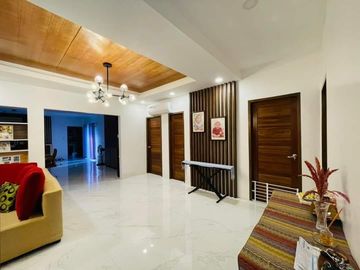 542sqm Pre-Owned: 4 Bedrooms Bungalow House and Lot for Sale