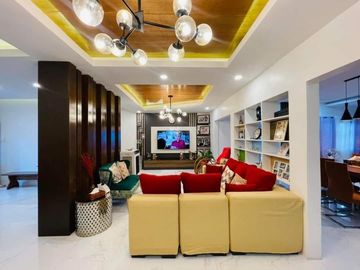 542sqm Pre-Owned: 4 Bedrooms Bungalow House and Lot for Sale