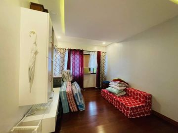 542sqm Pre-Owned: 4 Bedrooms Bungalow House and Lot for Sale