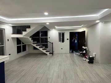 HOUSE and LOT for SALE West Wing Residences Eton City Sta. Rosa Lag