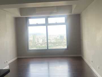 Studio unit 41.40 sqm for sale at Citadines Millenium Ortigas