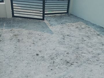 PACIFICTOWN SEMI-COMPLETE ,TOWNHOUSE NAIC CAVITE , THRU PAG IBIG FINANCINGANCING