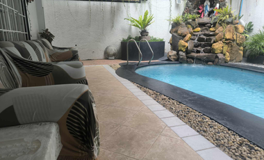 2 Storey l House and Lot with Attic and Pool FOR SALE in Hillborough Alabang
