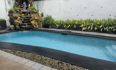 2 Storey l House and Lot with Attic and Pool FOR SALE in Hillborough Alabang