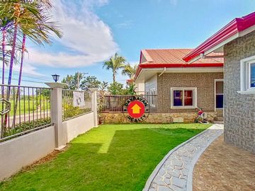 Two Story House with Accessory Dwelling Unit For Sale in South Pacific Golf