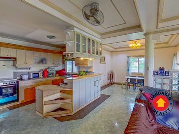 Two Story House with Accessory Dwelling Unit For Sale in South Pacific Golf