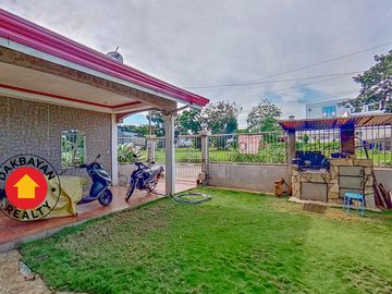 Two Story House with Accessory Dwelling Unit For Sale in South Pacific Golf